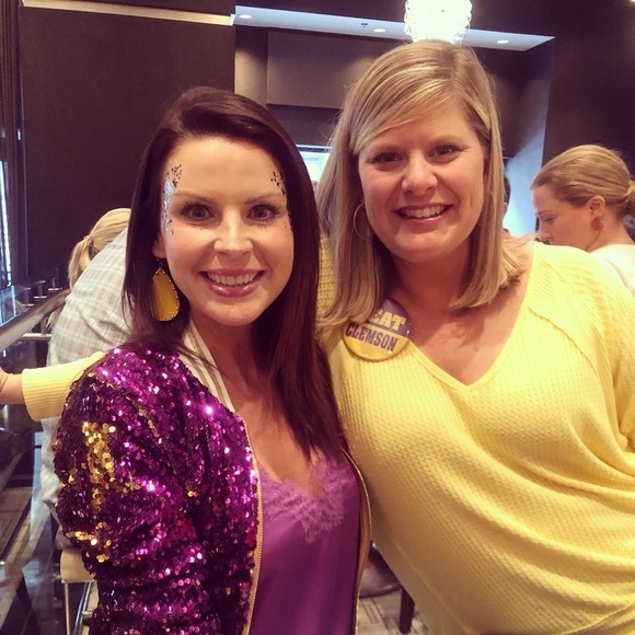 Meet your Posher, Sunny - Picture 2 of 8